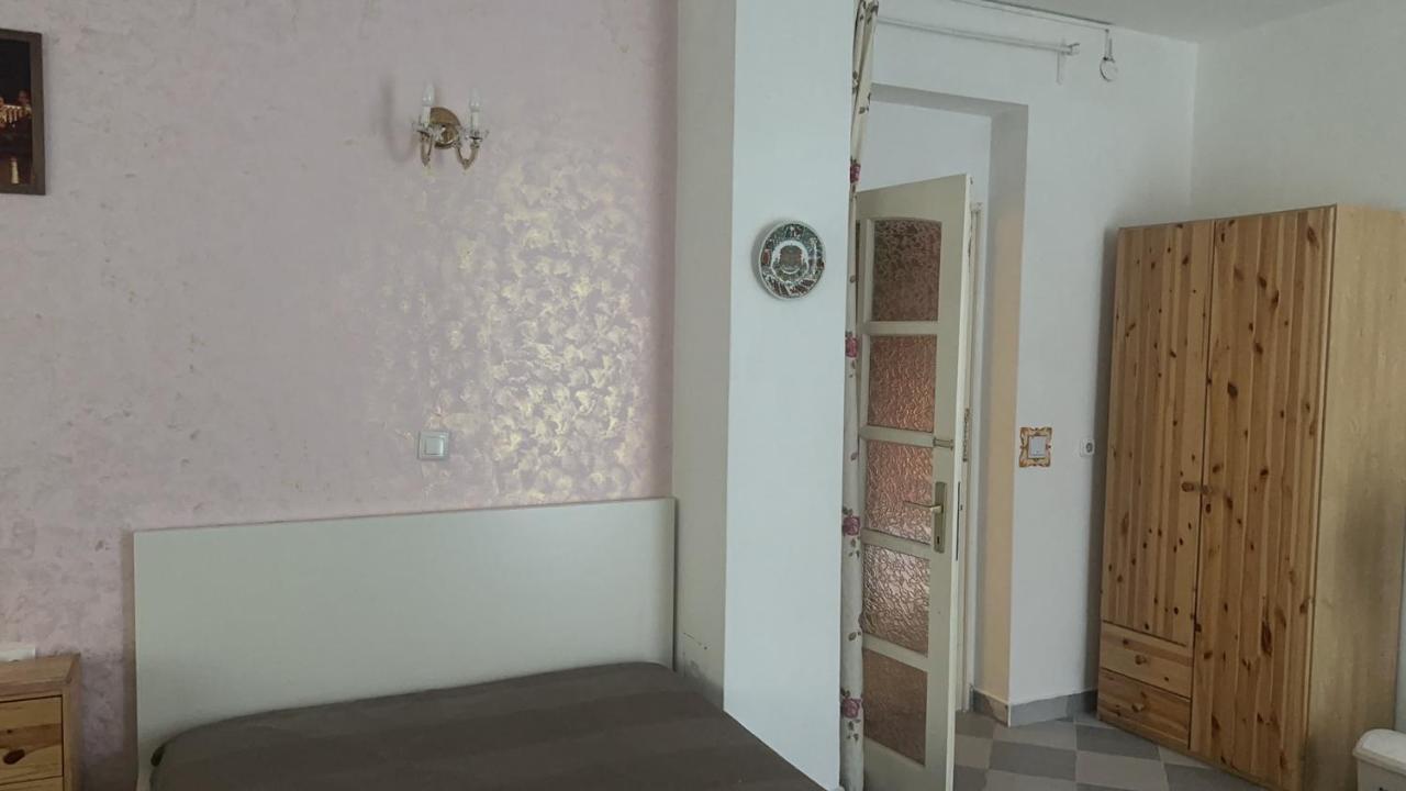 布达佩斯苹果酒店 Budapest Exterior foto